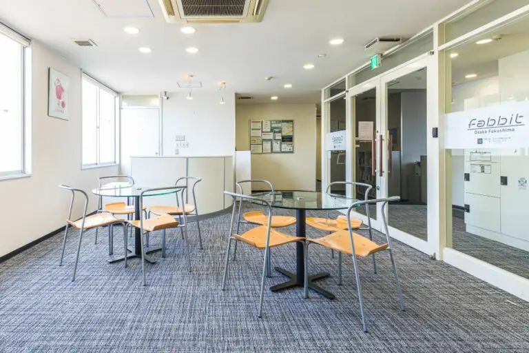 共有部_フリースペース。作業の間の気分転換の際にも利用できます。