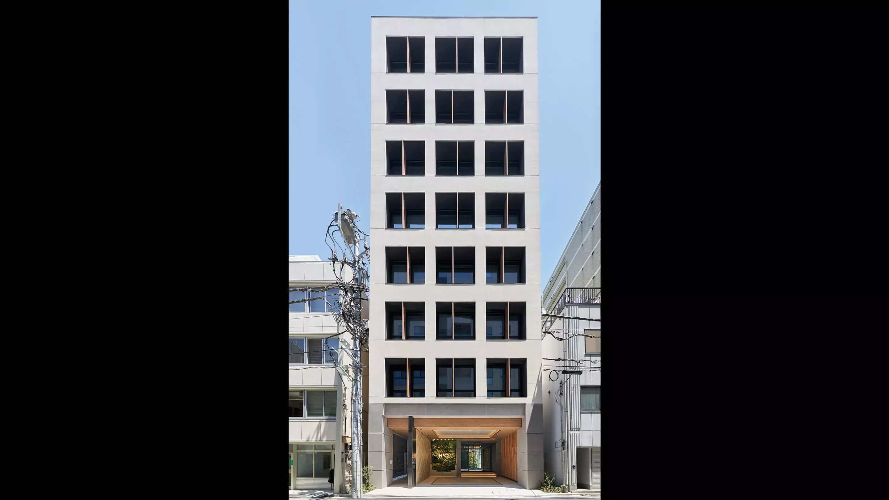 外観_人形町駅から徒歩5分に位置しています。ⒸH1O