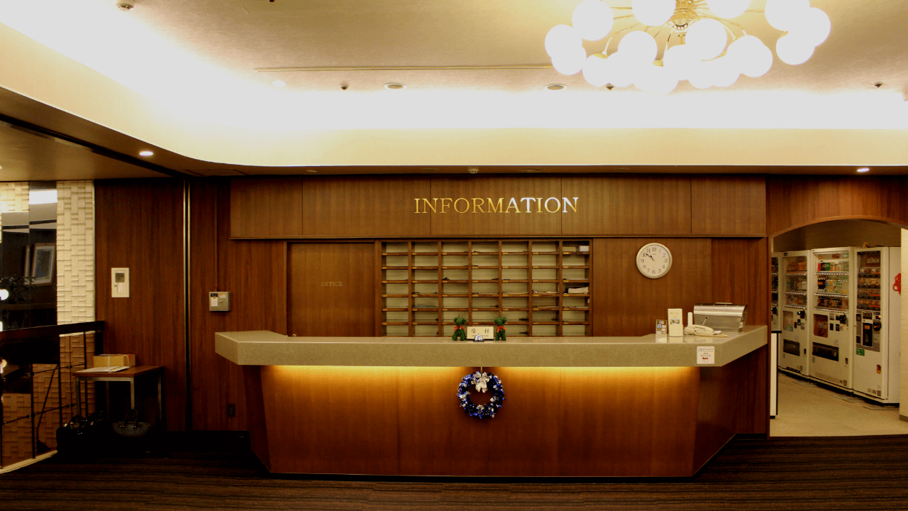 フロントコンシェルジュ_常駐のフロントスタッフによる手厚いサポートを受けられます