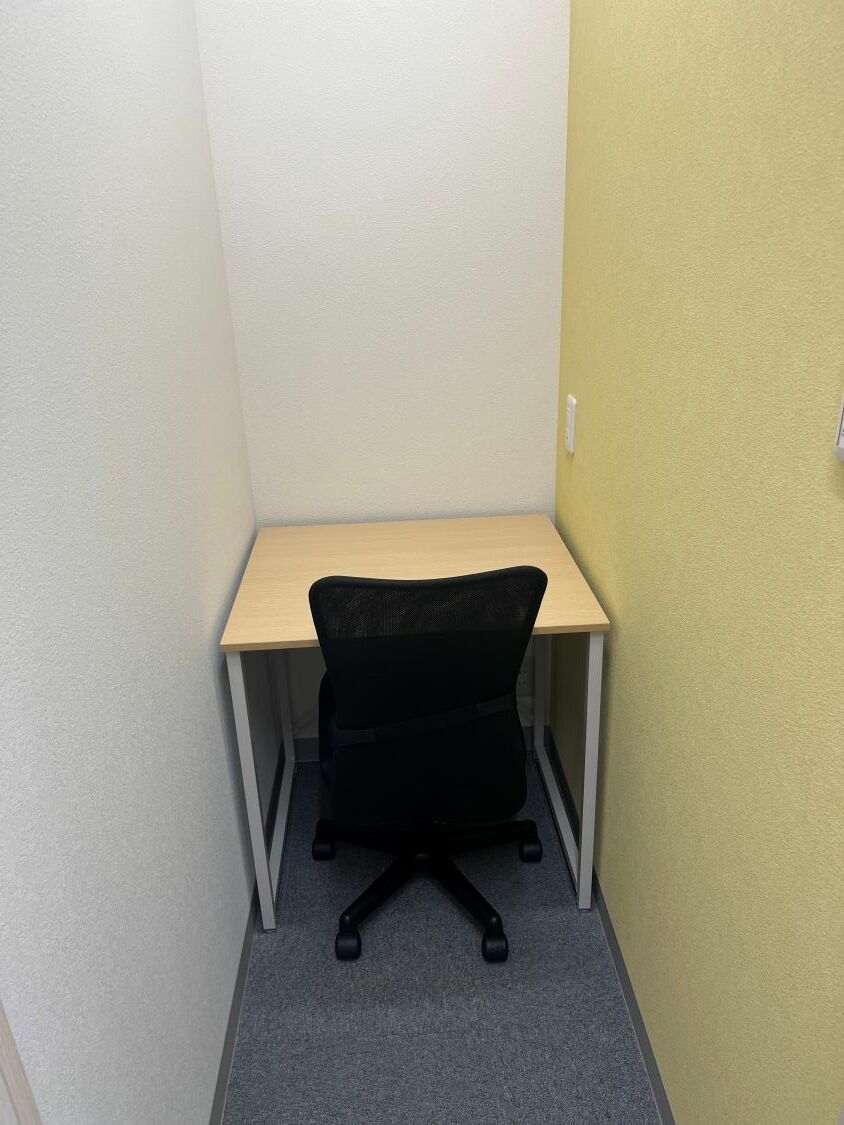 専有部_個室。追加料金なしで登記可能です。