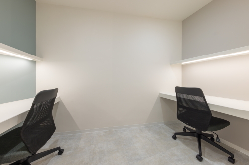 専有部_6階個室。2人部屋。Wi-Fi完備ですぐビジネスをスタートできます