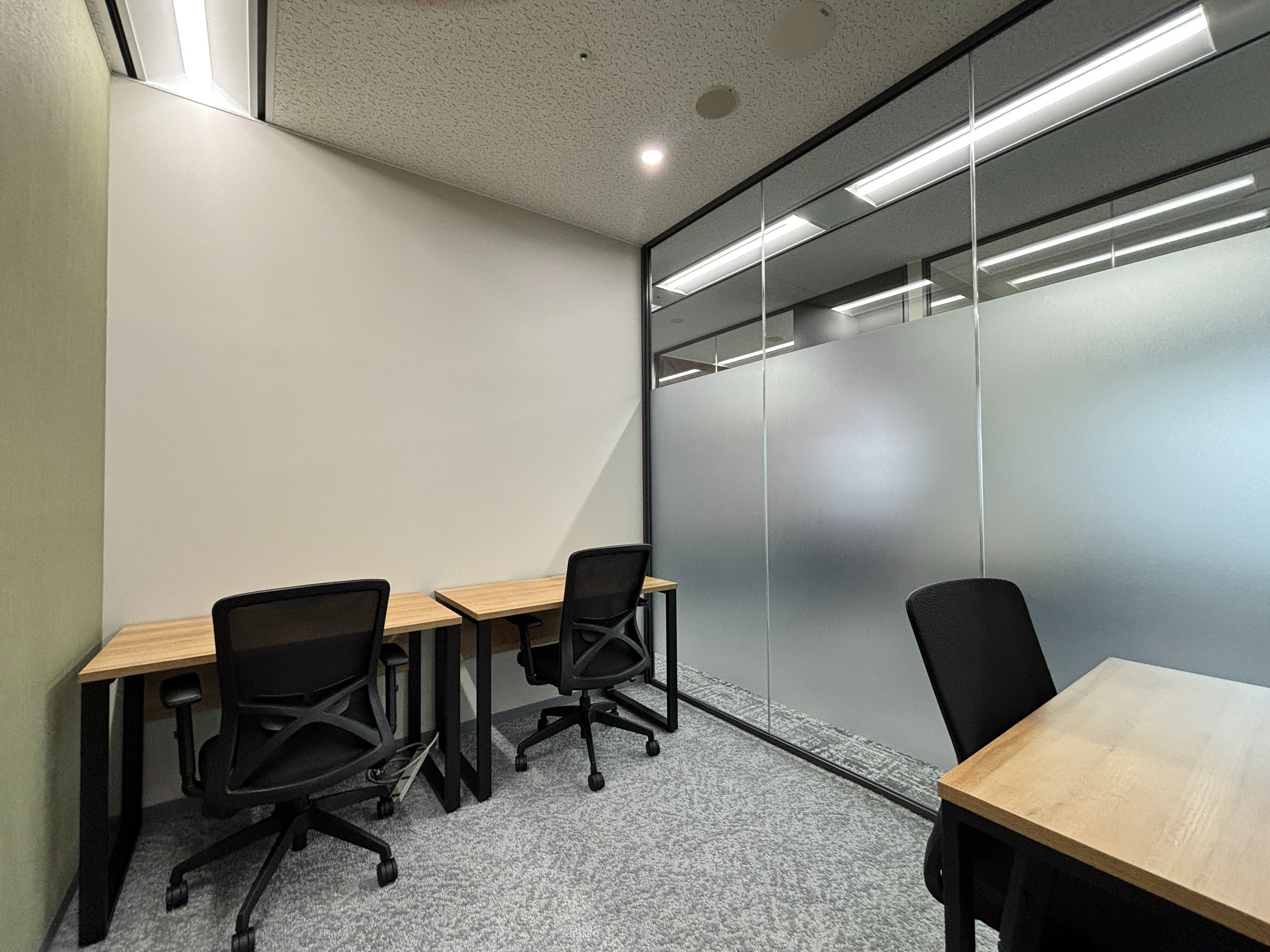 1724_正面_望遠_compressed