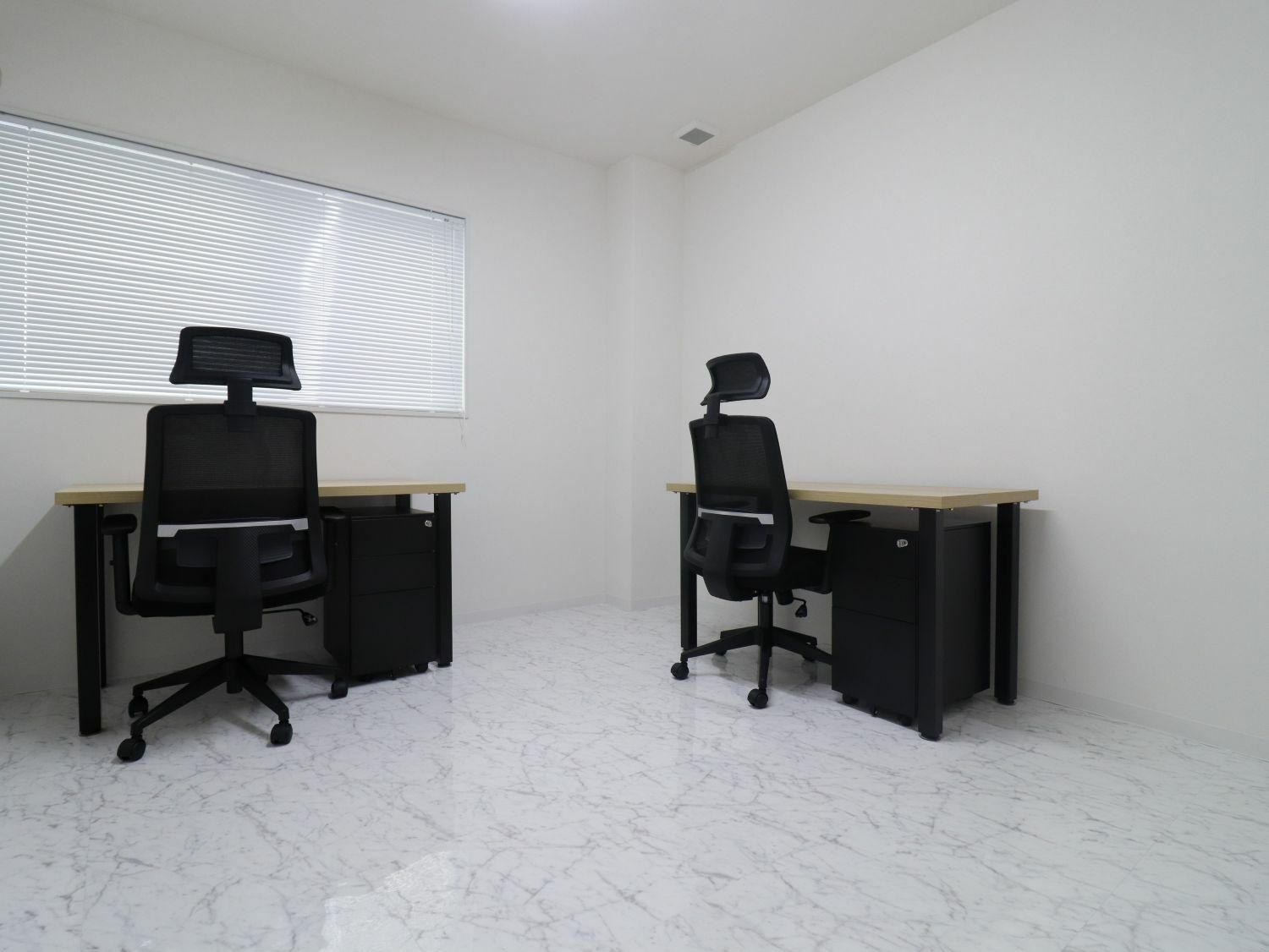 専有部_個室。1～3名の個室を用意しています。