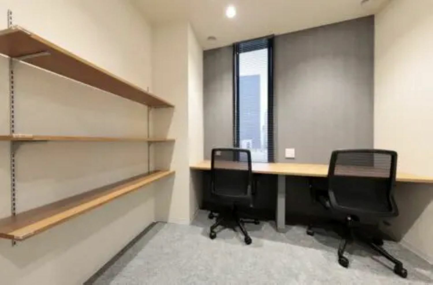 専有部_個室。家具付き、Wi-Fi完備です。※画像はイメージです。©bizcomfort