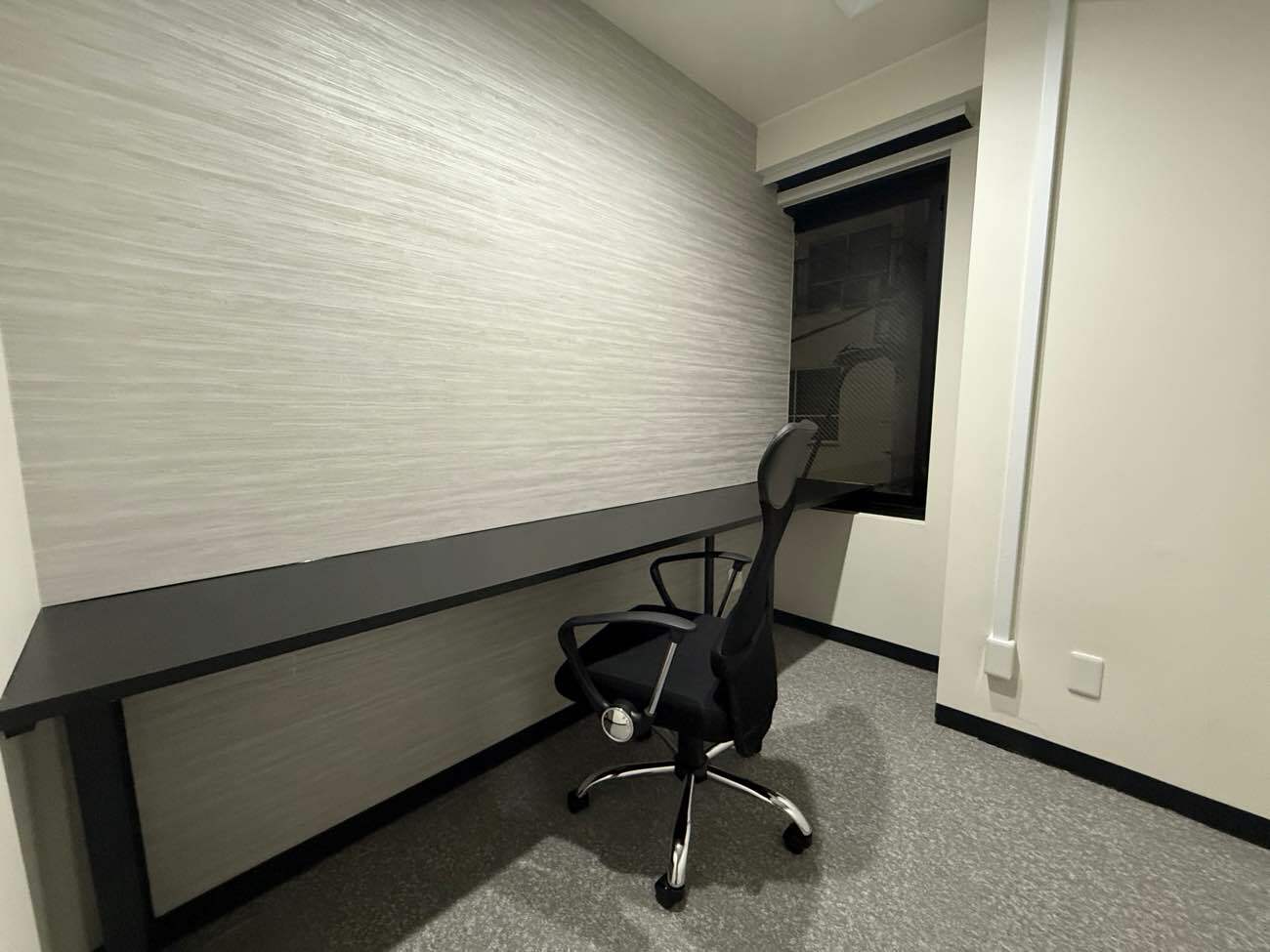 専有部_個室。インターネット環境を完備しています。