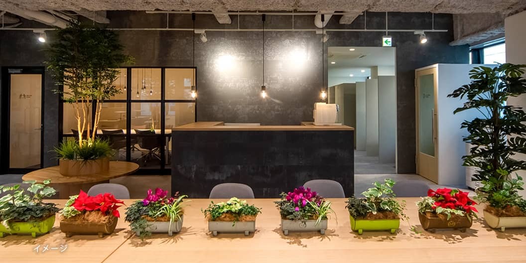 外観_受付。営業時間内はスタッフが常駐しています。※画像はイメージです。©Regus