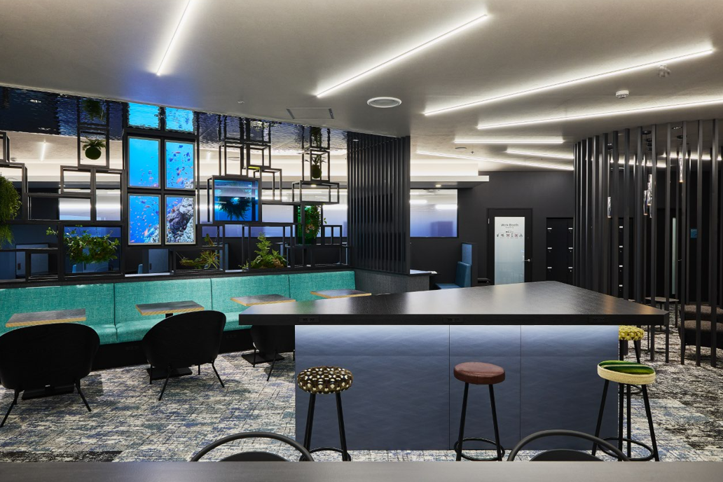 共有部_ラウンジ。ミーティングや作業はもちろん、来客や商談も行うことができます。