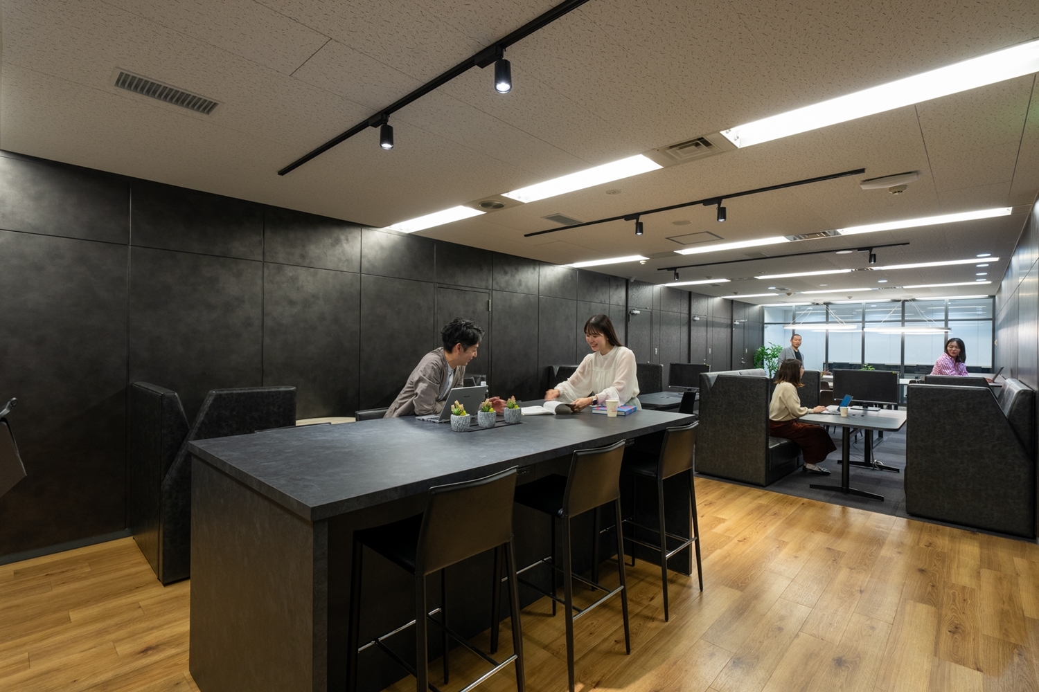 img_Shib_Lounge1_1500X1000__1_