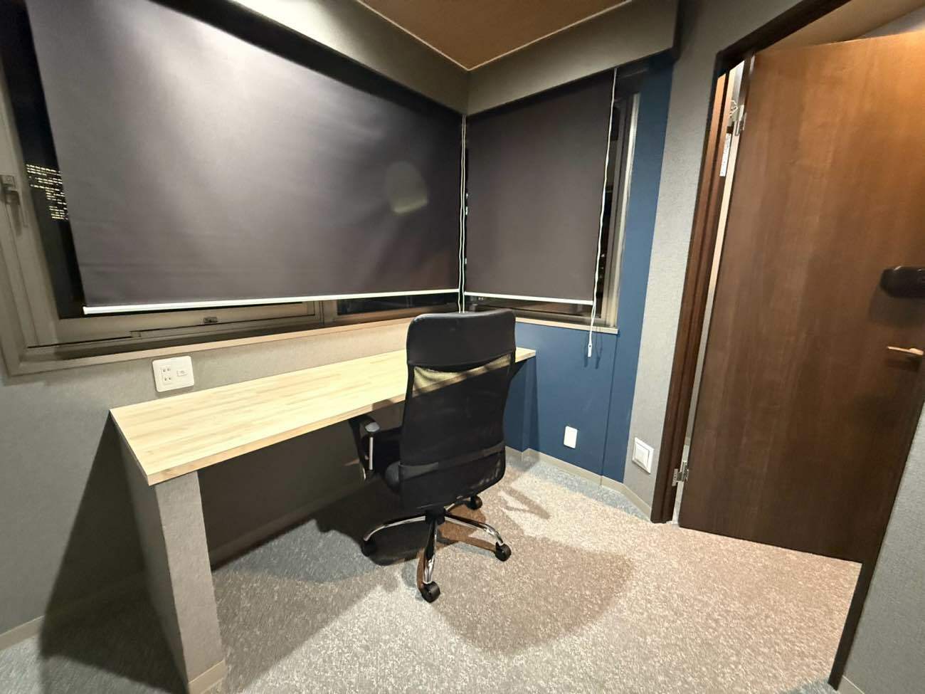 専有部_個室。自然光が入る窓ありのお部屋もあります。