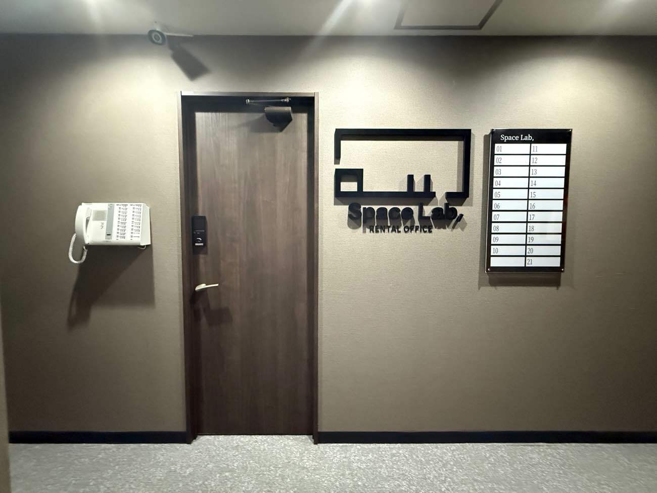 外観_オフィス入口。