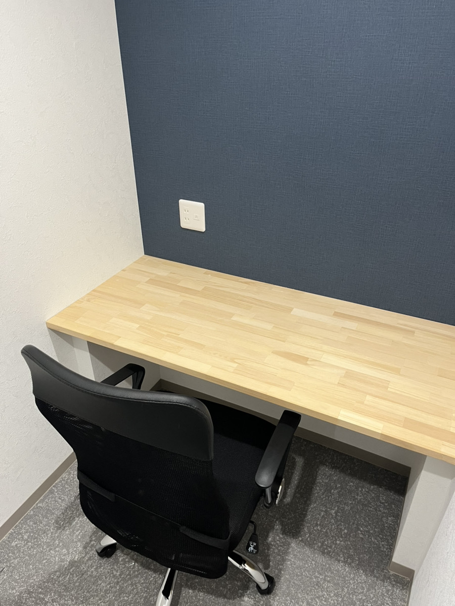 専有部_個室。インターネット環境を完備しています。