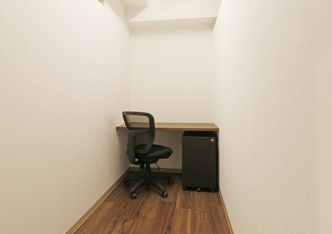 １名用レンタルオフィス