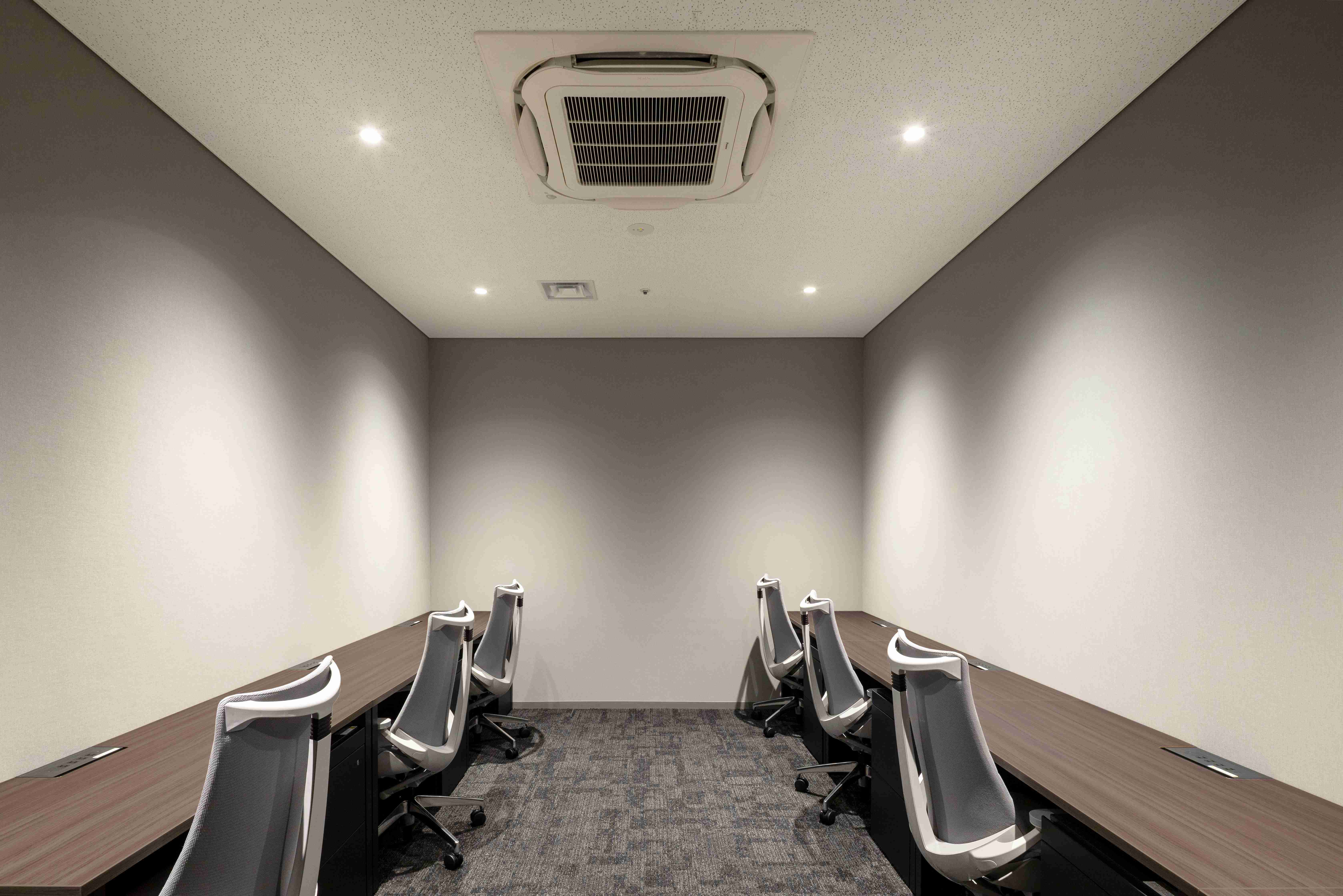 専有部_個室。家具付きです。