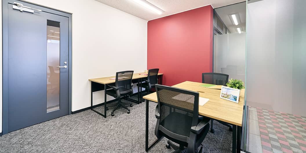 専有部_個室。家具付き、Wi-Fi完備ですぐにビジネスをスタートできます。※画像はイメージです。©Regus