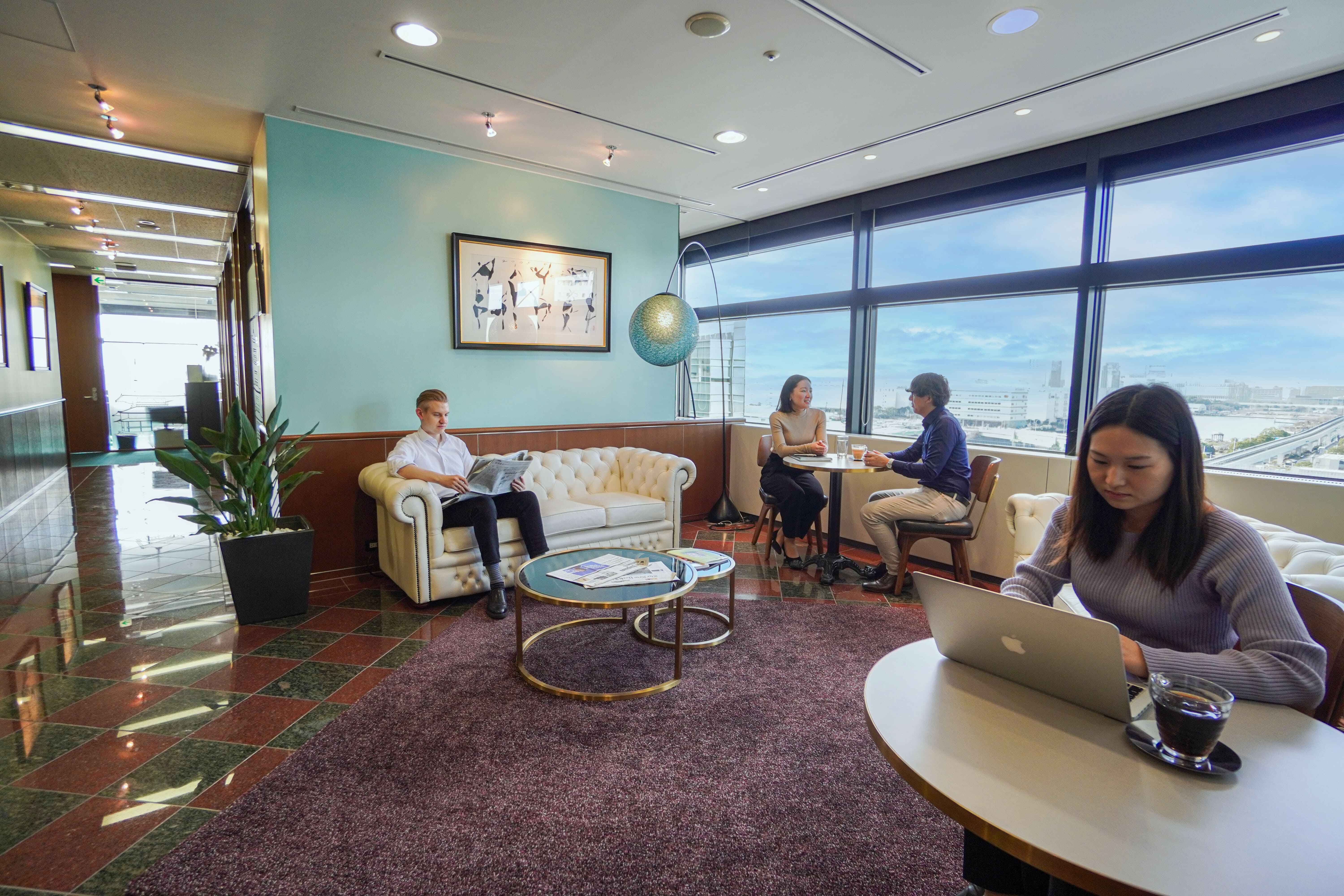 20240118AriakeLounge9-min__1_