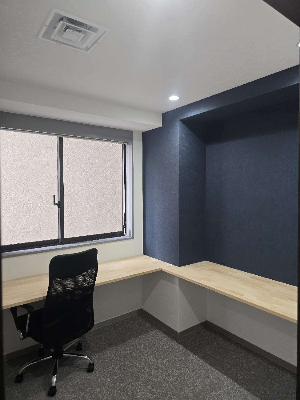 専有部_個室。インターネット環境を完備しています。