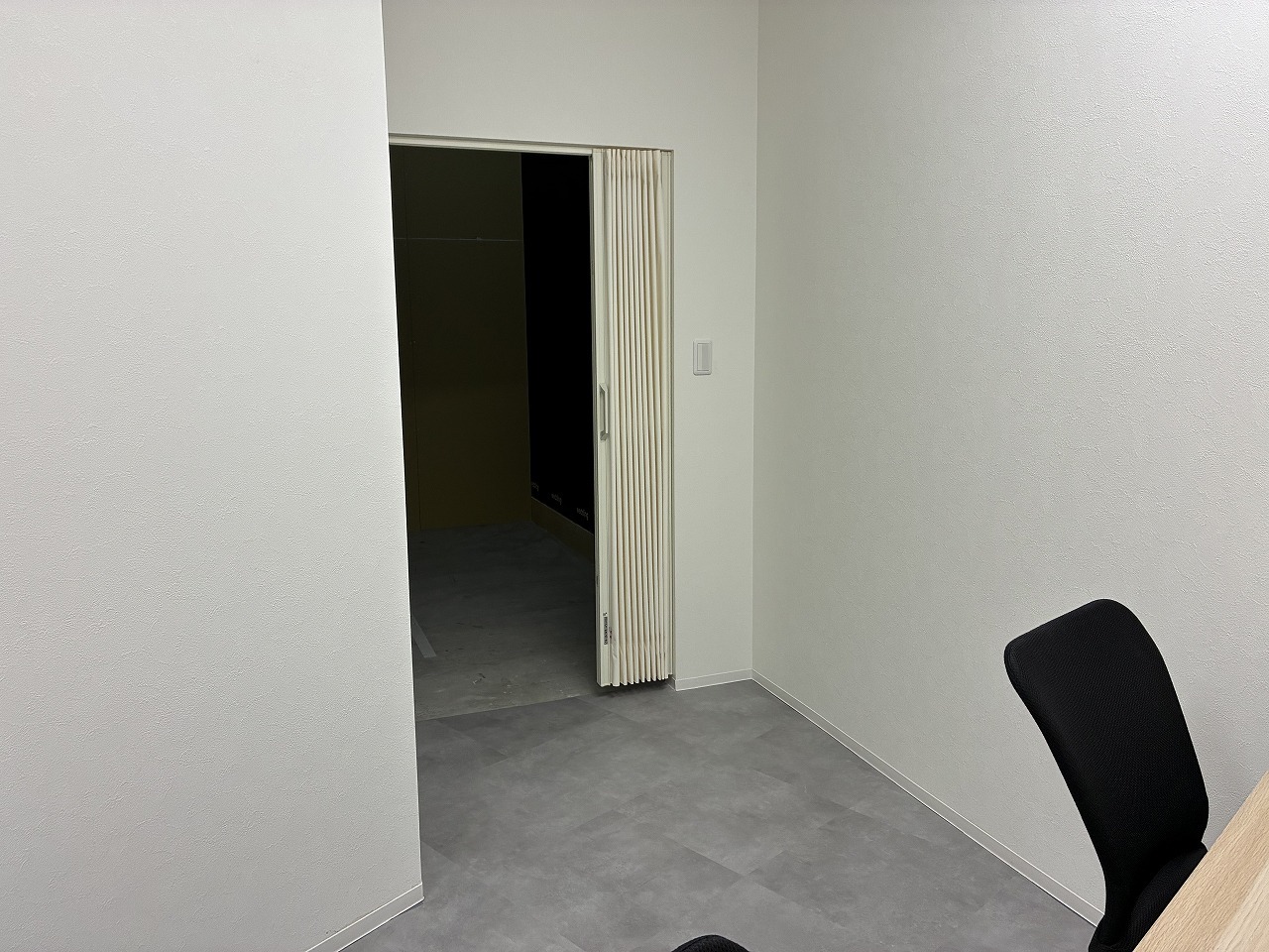 専有部_個室。24時間利用できます。専用倉庫付きです。