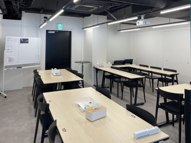 22D292F6-E3BB-43F5-8102-99697ABAE6B0