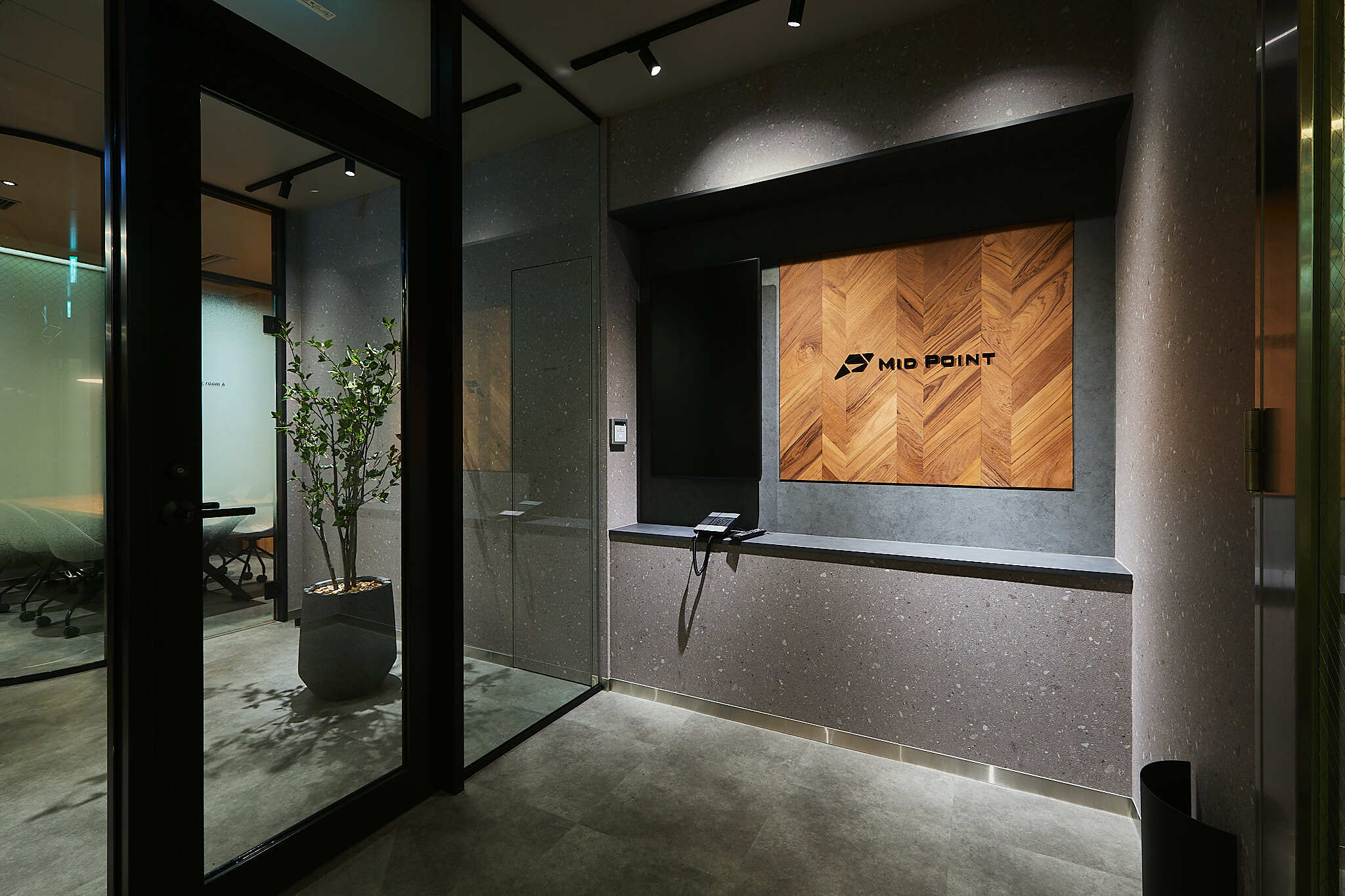 フロント_館銘板が画面にて表示できます