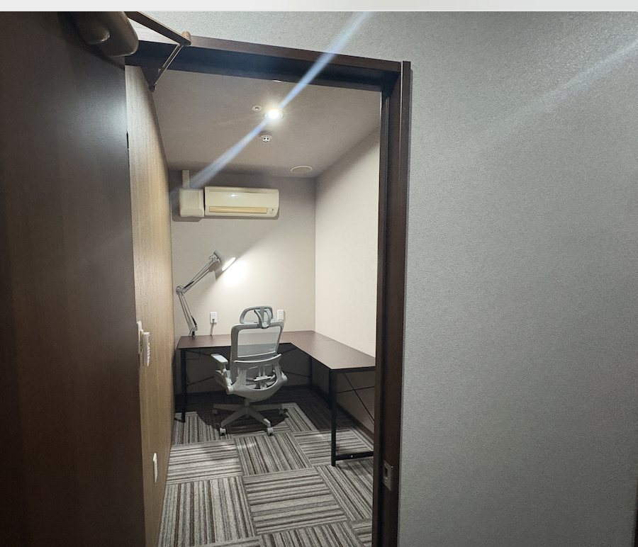 予約不要の個室共用部（一名用）