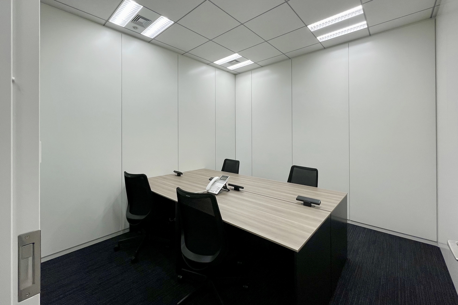 img_Shibns_privateoffice4pax05_1500X1000