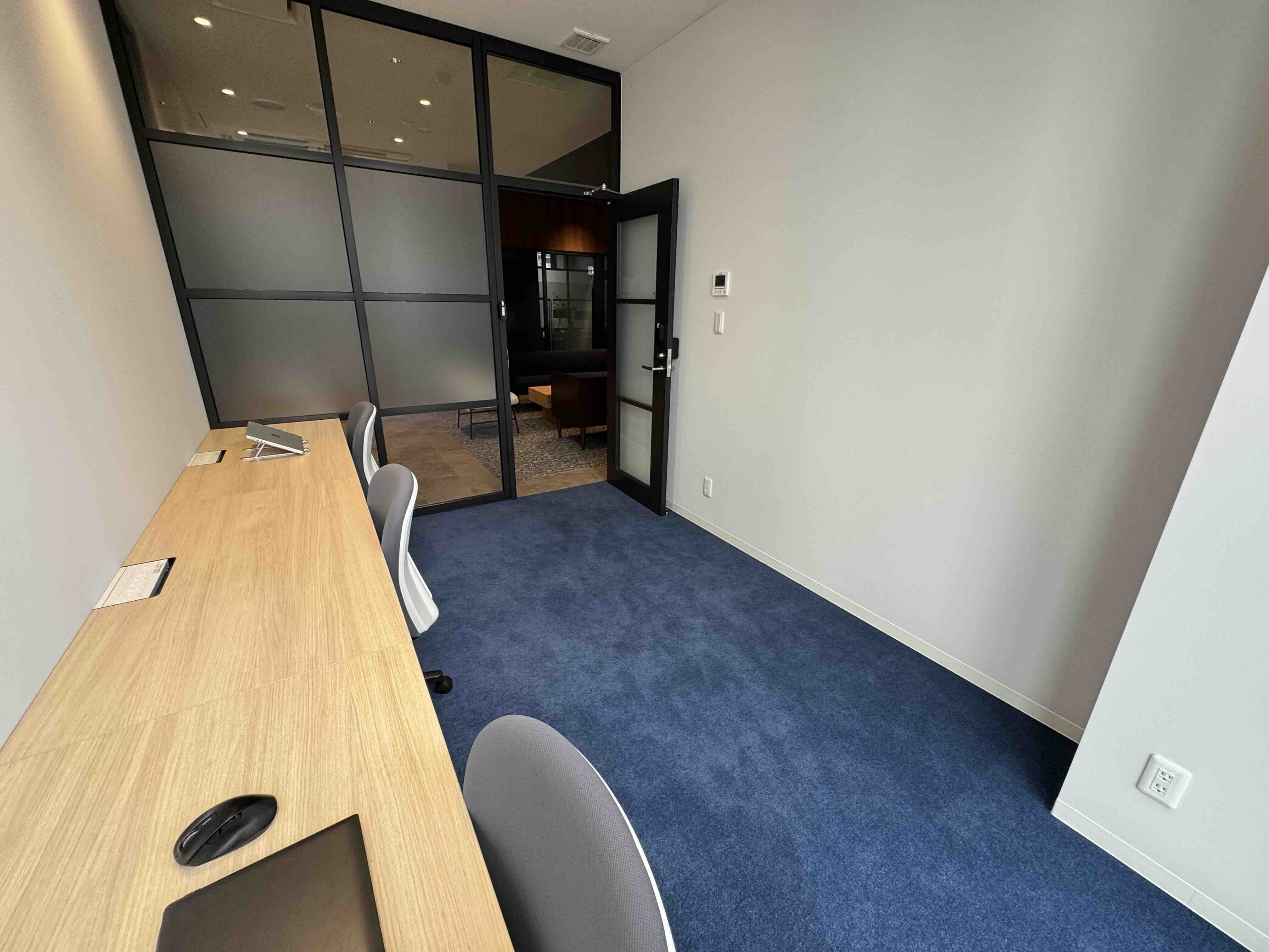 専有部_個室。ネット環境も整っています。