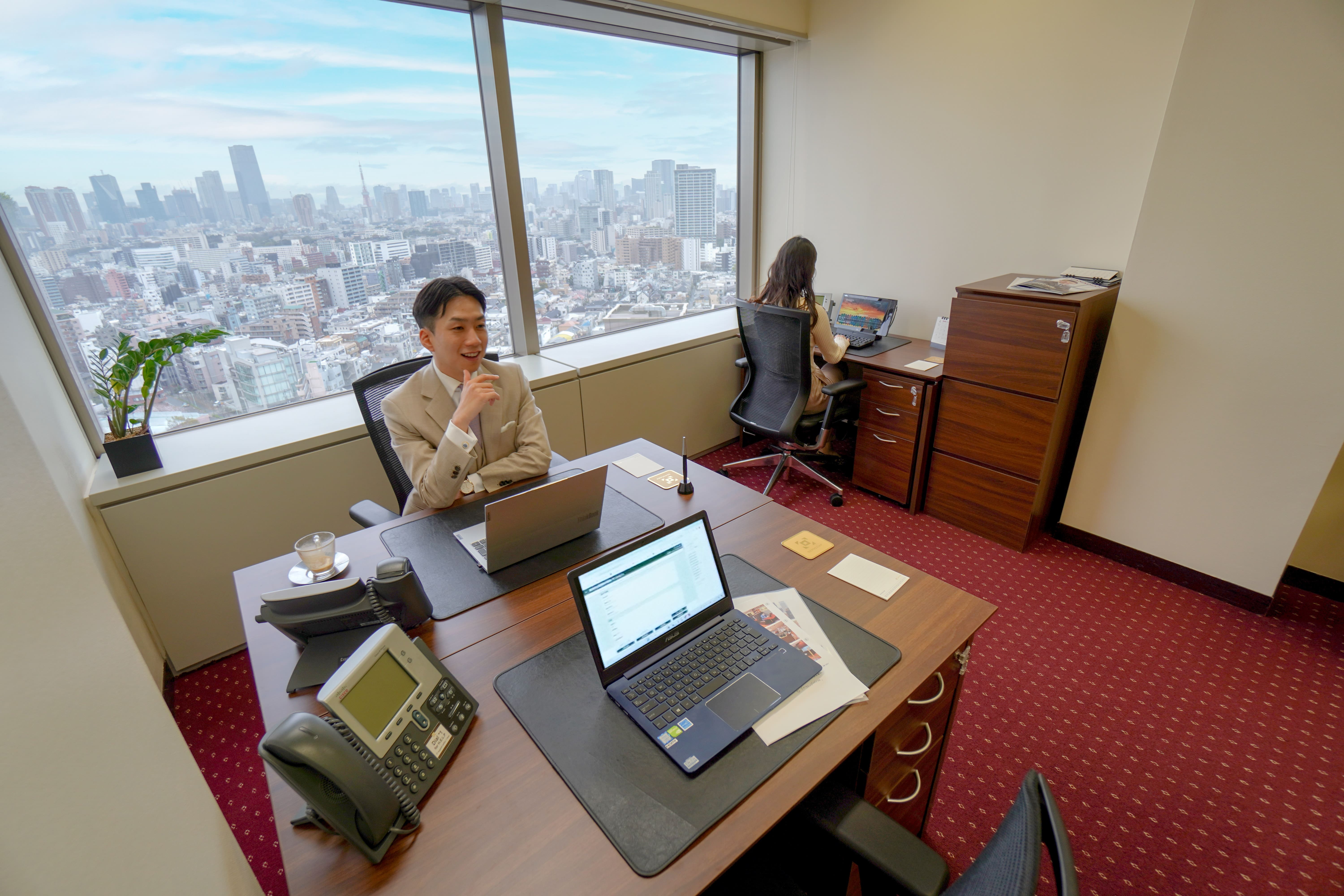 Yebisu_office_window