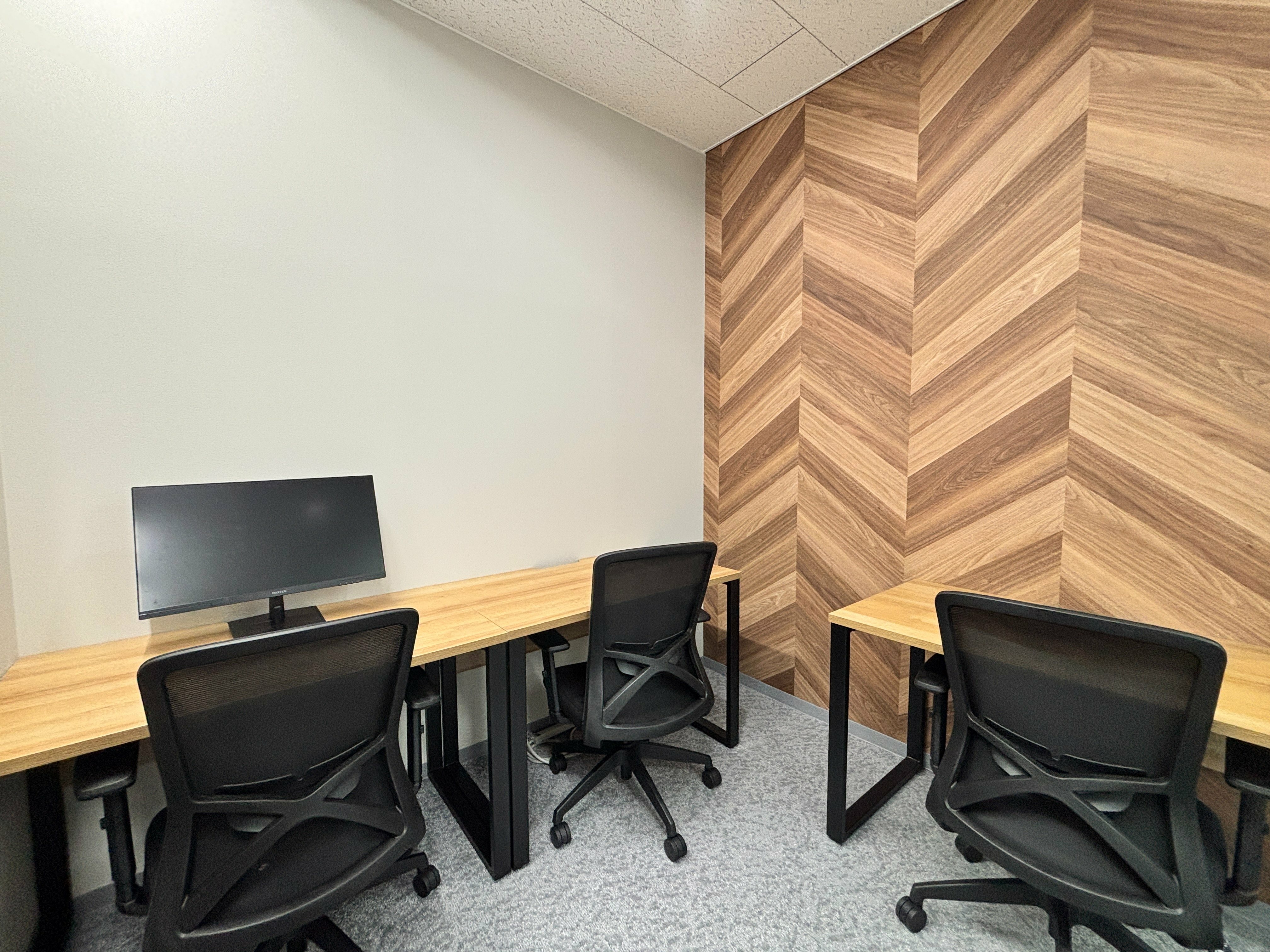 1720_正面_望遠_compressed