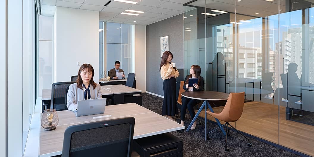 専有部_個室。内装、家具、インターネット環境などの設備は完備しています。※画像はイメージです。©Regus