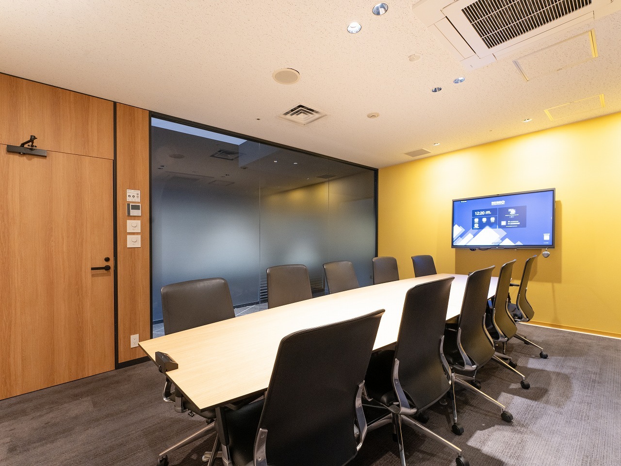 BIZcomfort大阪江戸堀