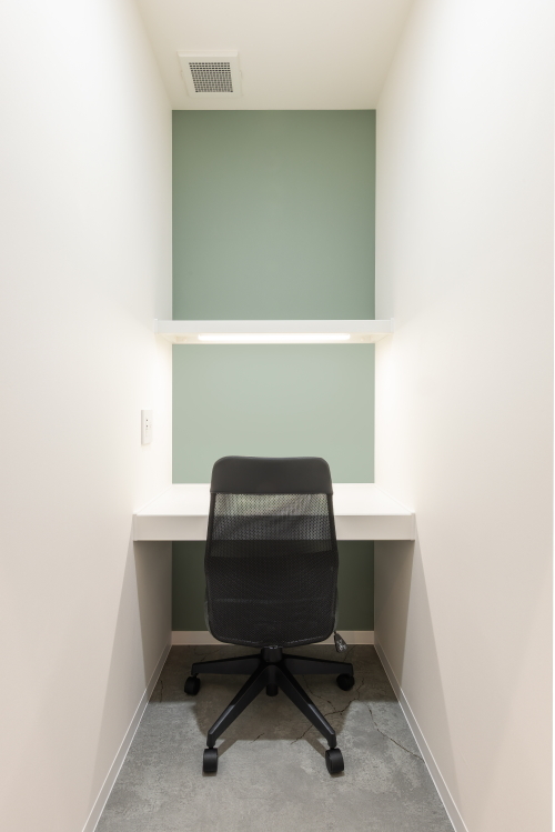 専有部_6階個室。1人部屋。家具備付けです。