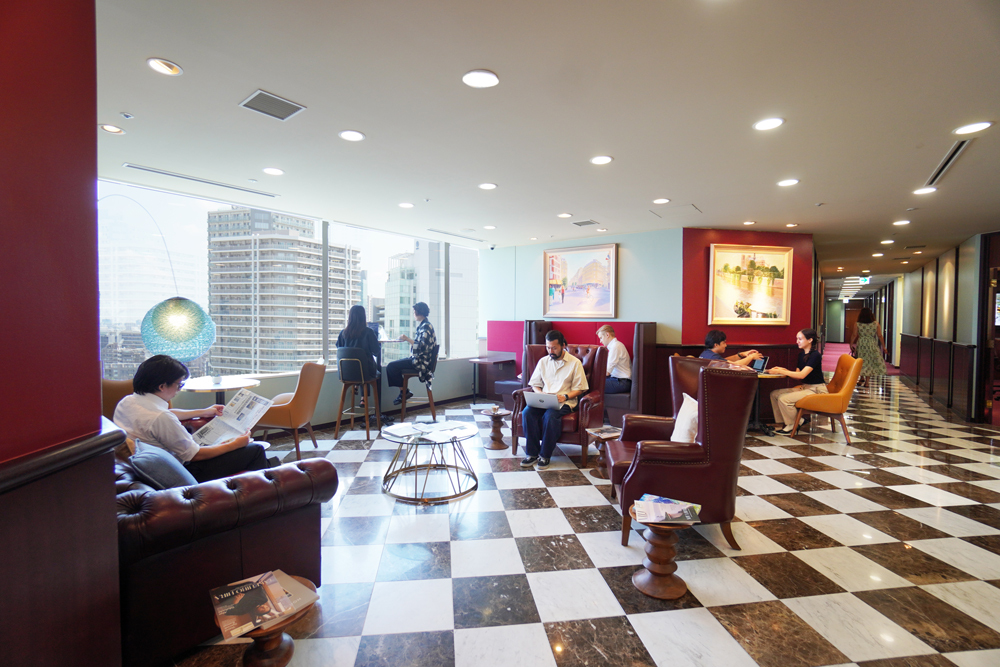 コーワキングスペース_ラグジュアリーな空間は、ご入居者だけでなく来訪のお客様にも好評です