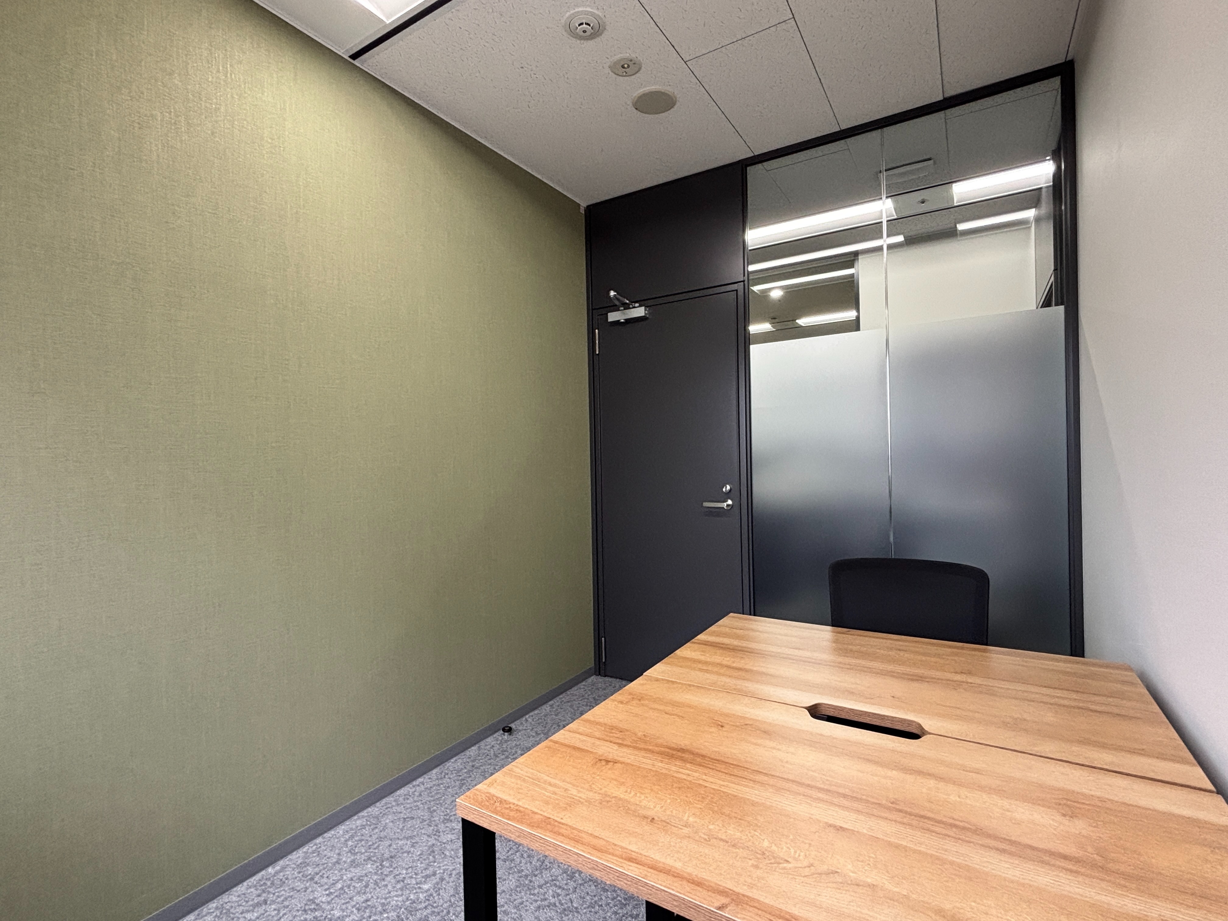 1705_後ろ_望遠_compressed