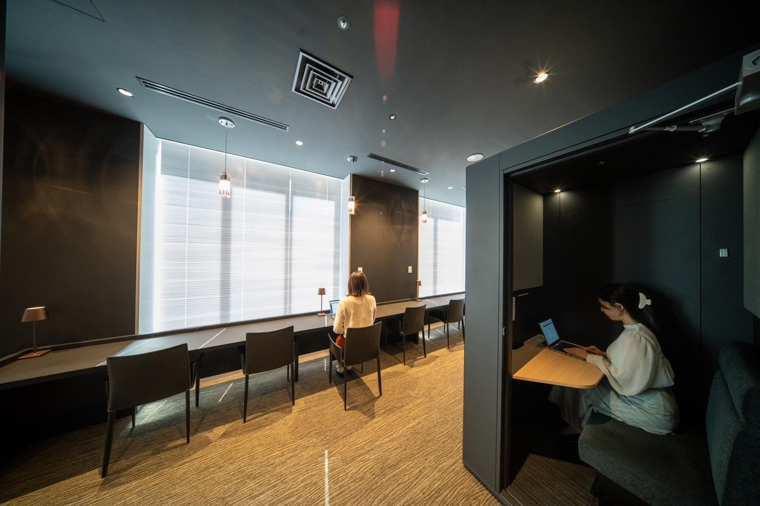 img_Nihonbashi_coworking-usage-scene2_1500X1000