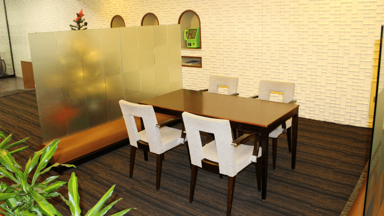 ロビー_軽いミーティングや来客対応にご利用ください