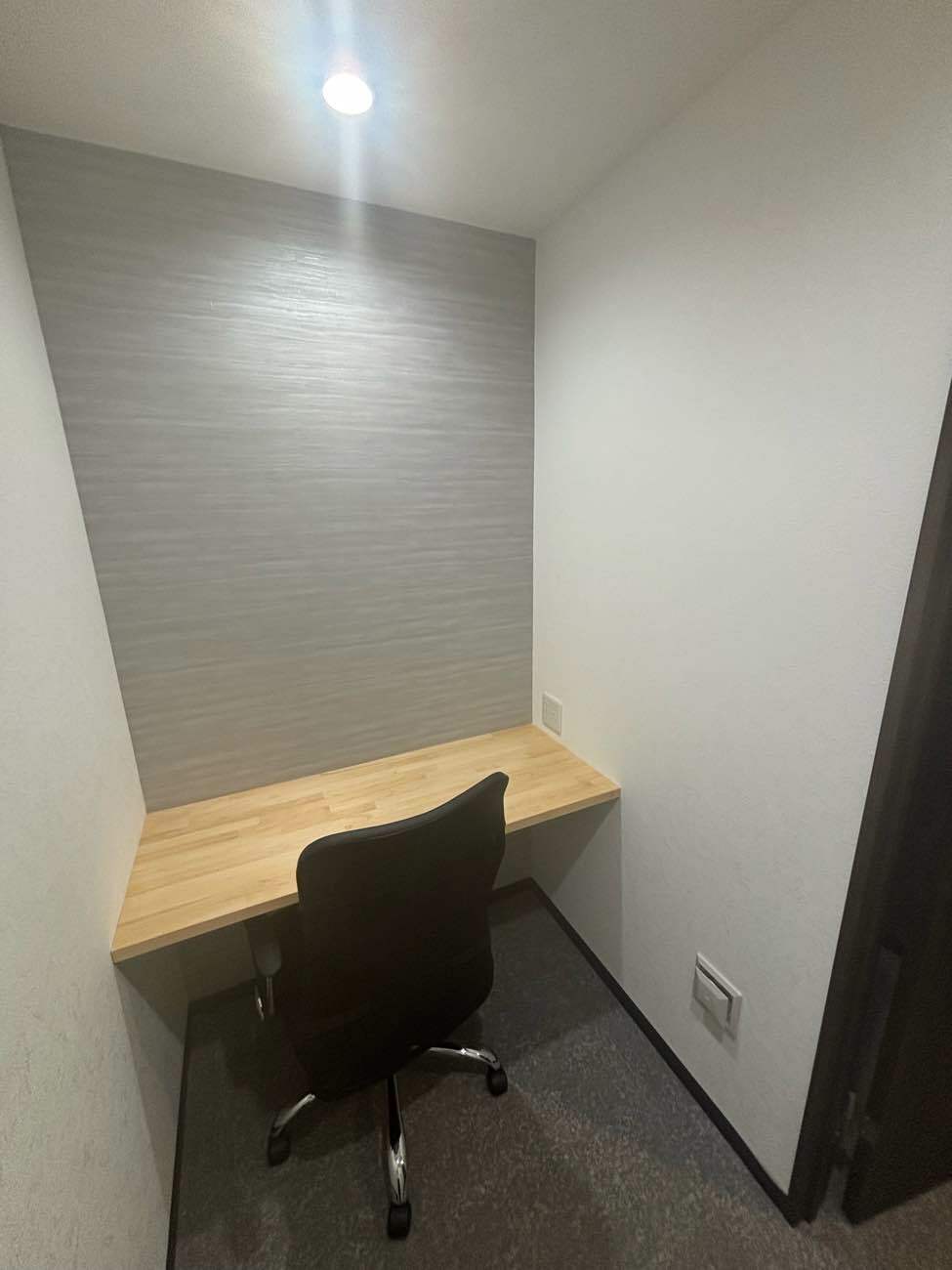 専有部_個室。インターネット環境を完備しています。