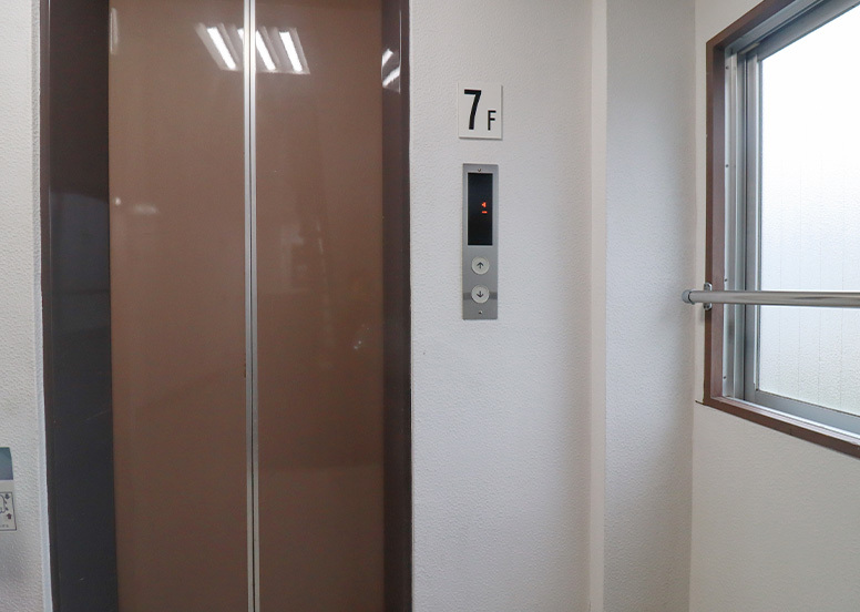 外観_エレベーター。
