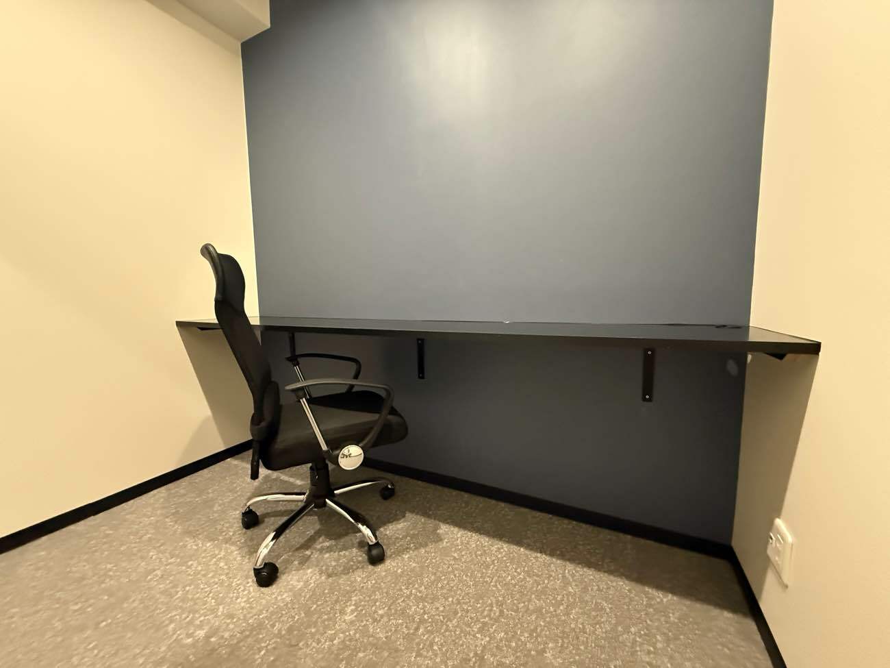 専有部_個室。追加料金なしで登記可能です。