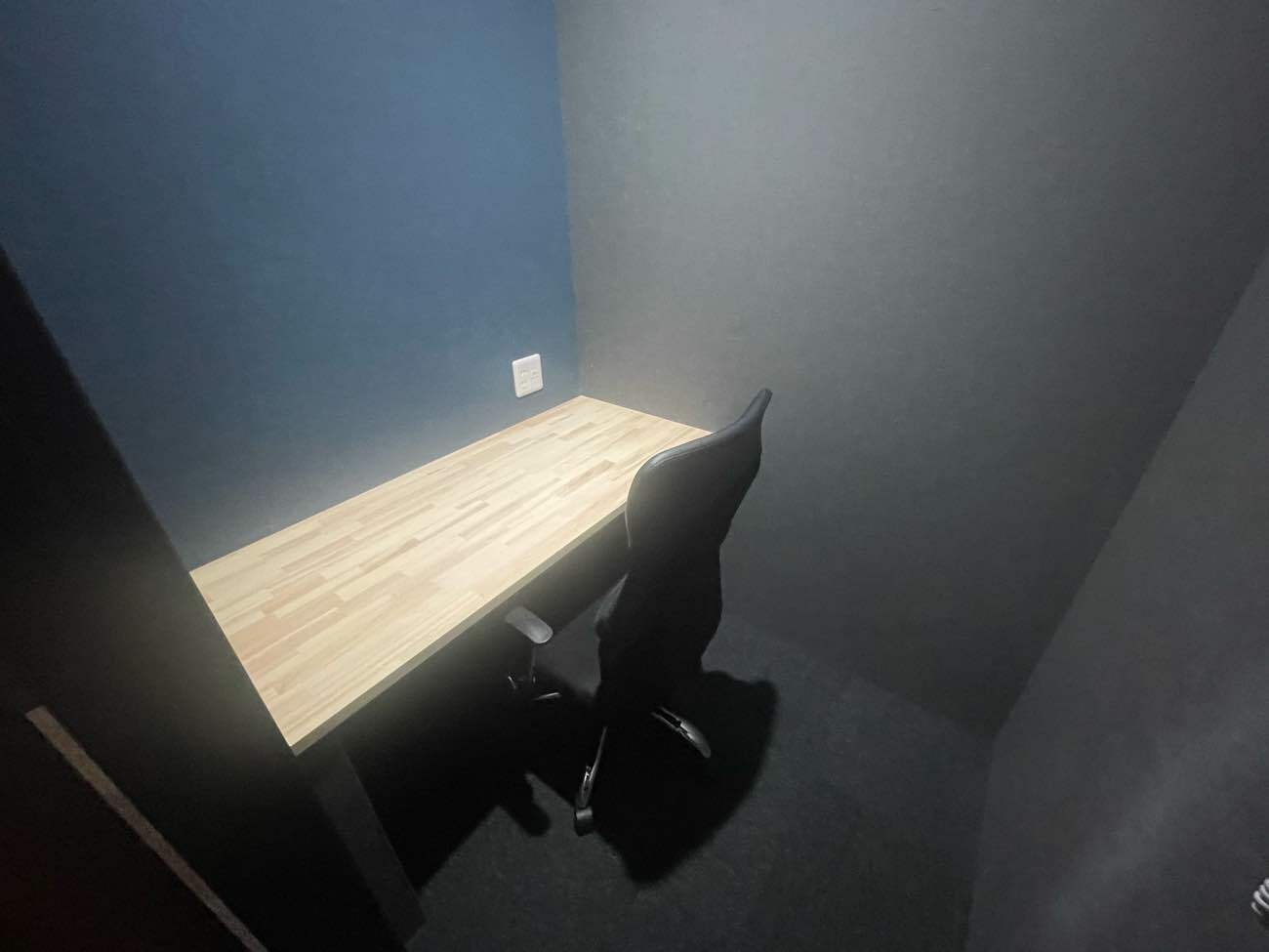 専有部_個室。追加料金なしで登記可能です。