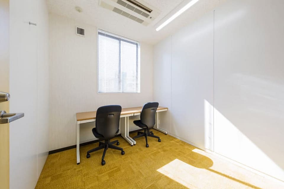 専有部_個室。家具付き、インターネット環境を完備しています。※画像はイメージです。