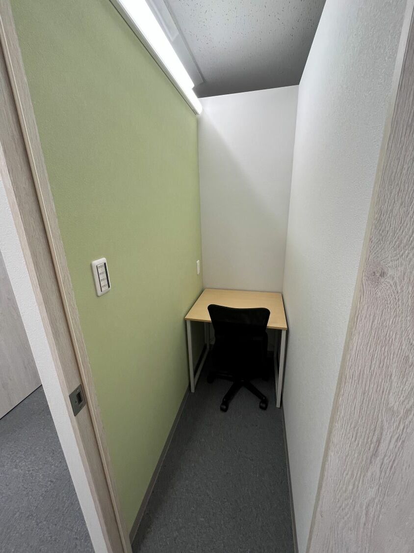 専有部_個室。追加料金なしで登記可能です。