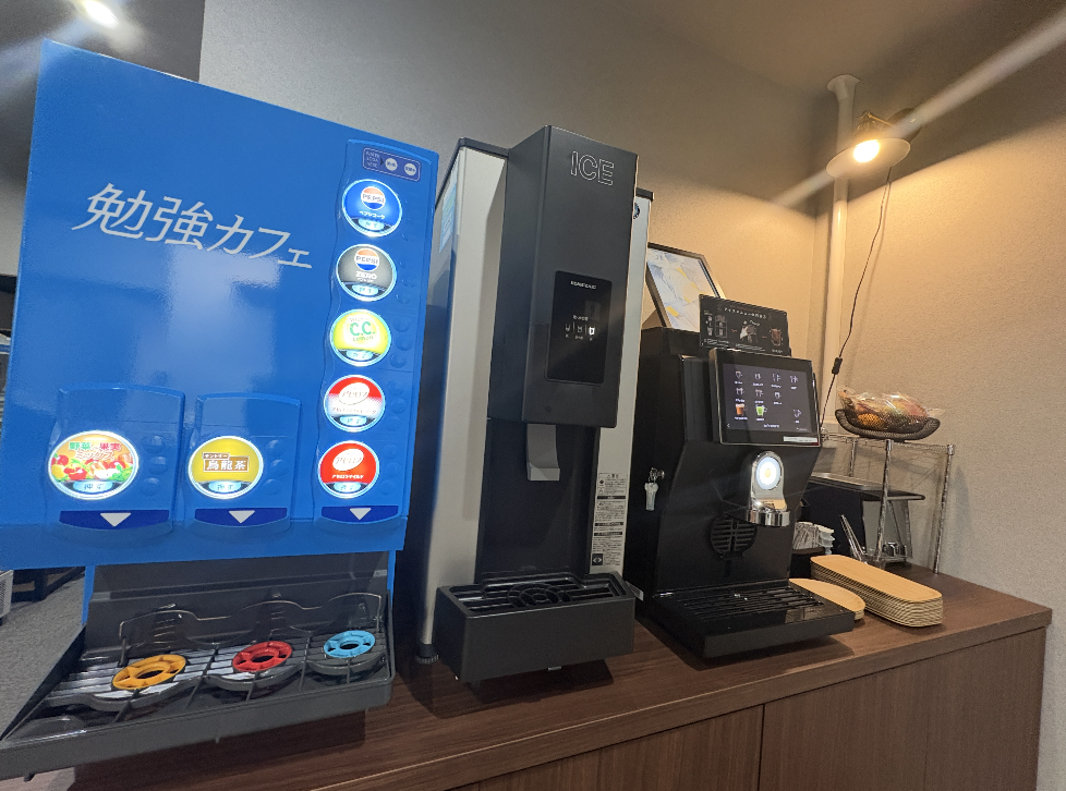 豊富なドリンクバー。