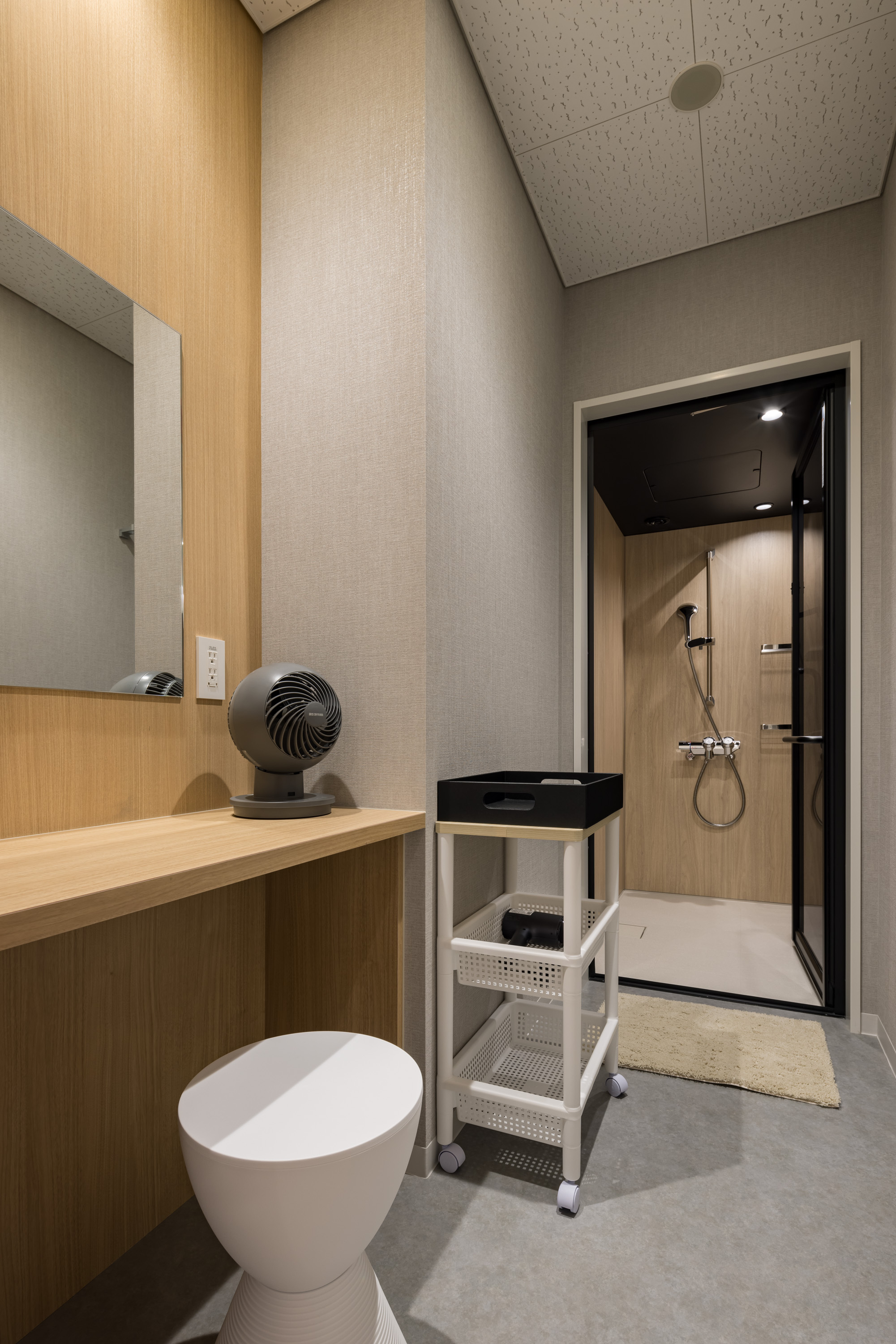 その他_シャワーブース。