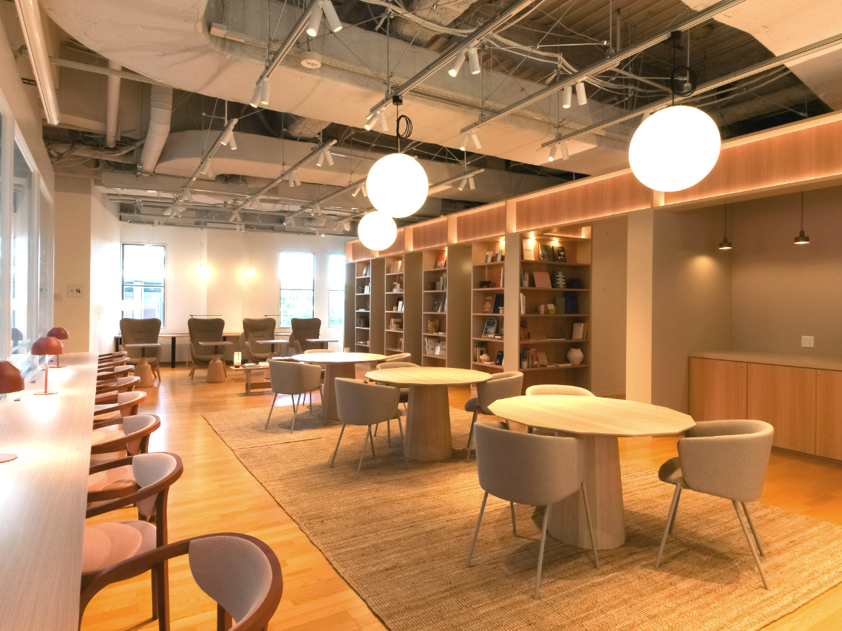 _横浜馬車道_ラウンジ