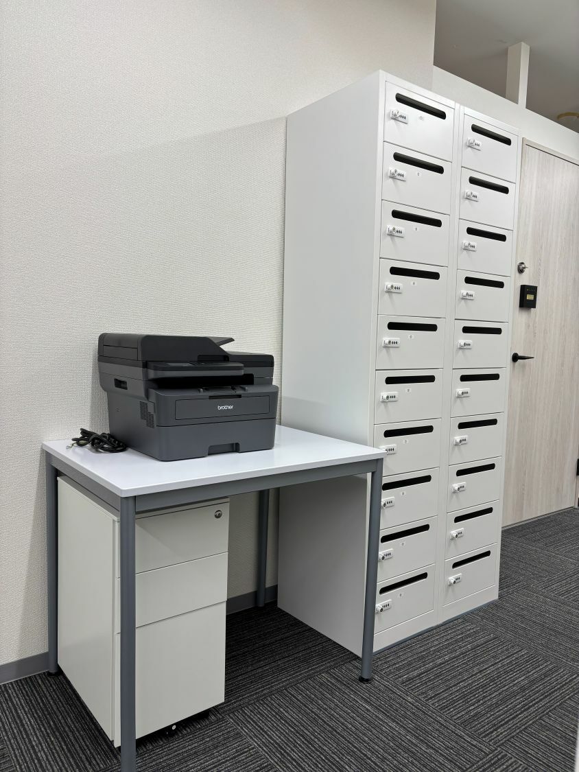 その他_複合機、ポスト。