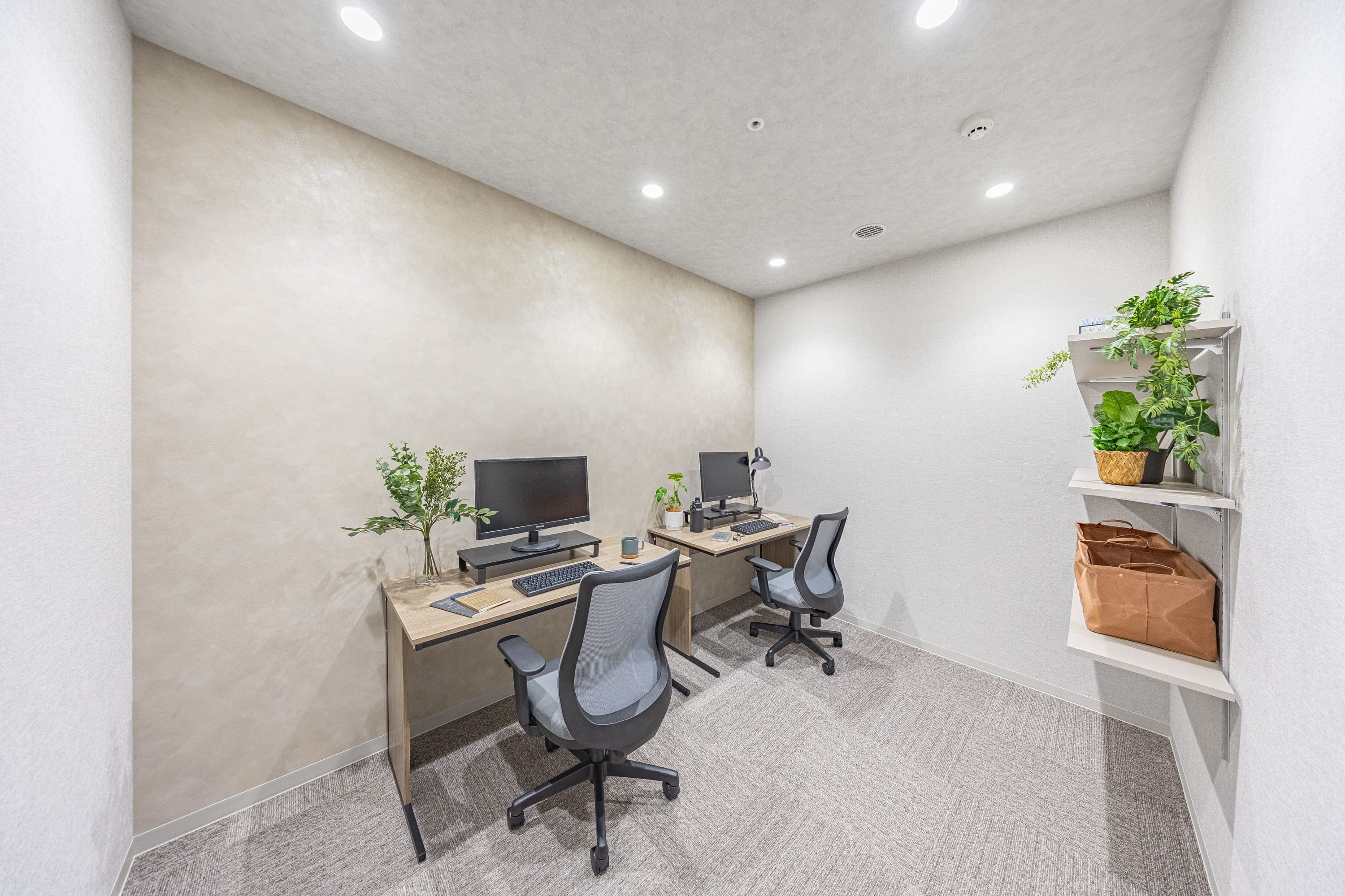 専有部_個室。1～4名の区画が用意されています。