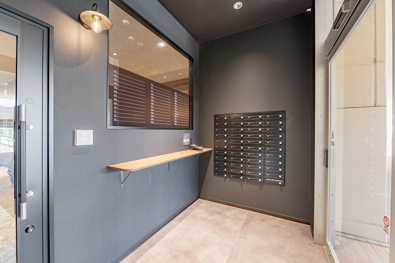 外観_エントランス。24時間利用可能です。