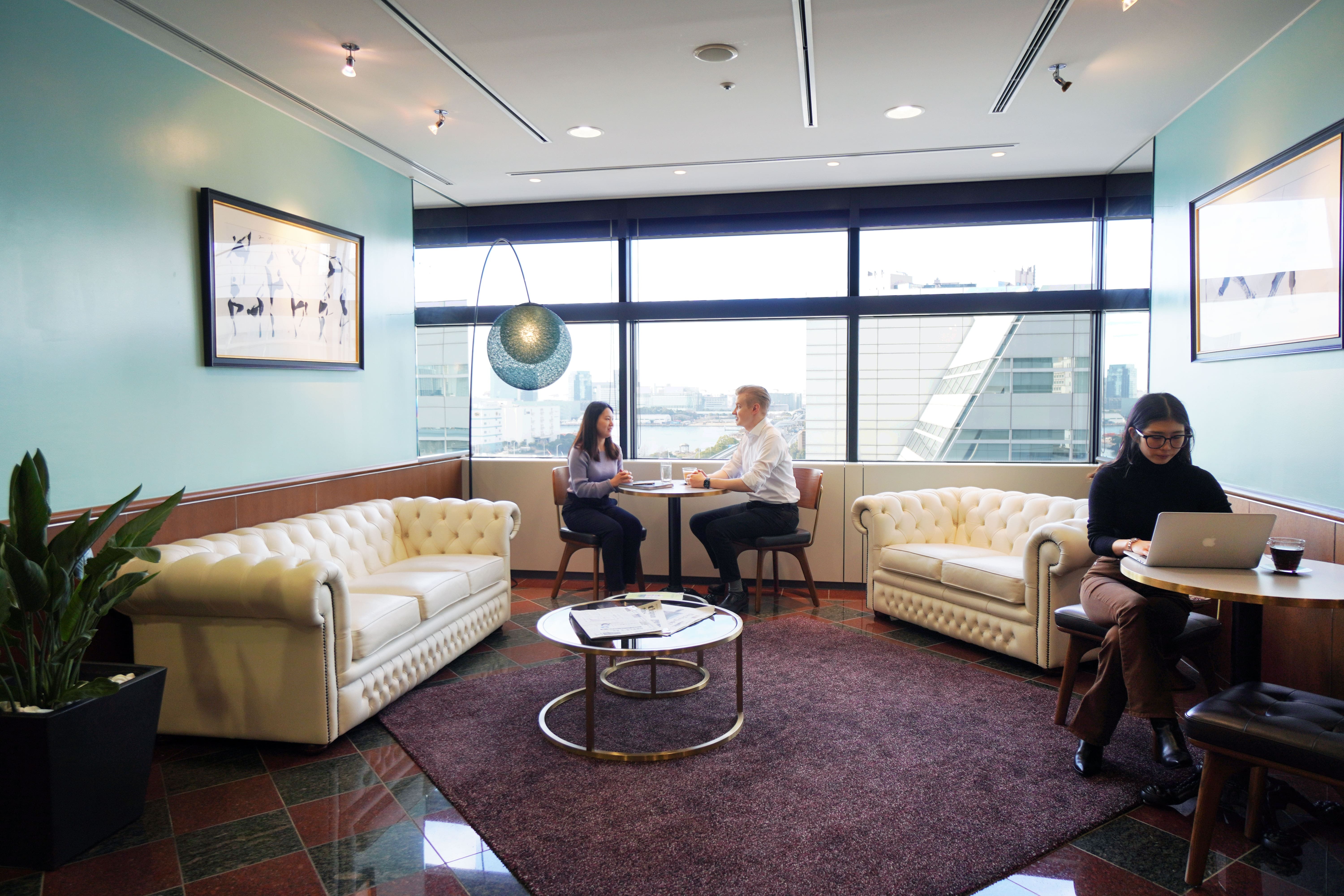 20240118AriakeLounge4-min