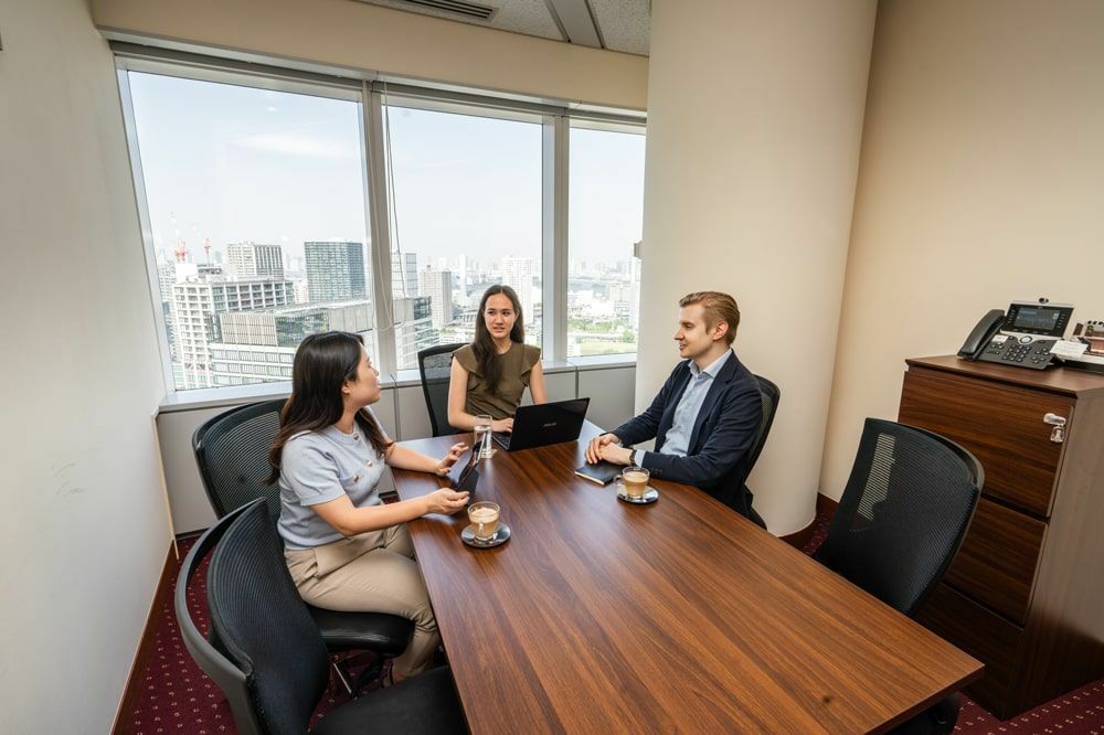 会議室_10分単位の重量課金制でご利用いただけます