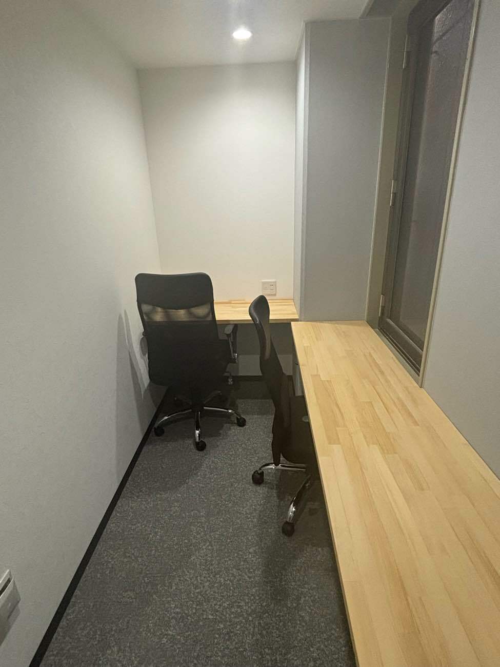 専有部_個室。インターネット環境を完備しています。